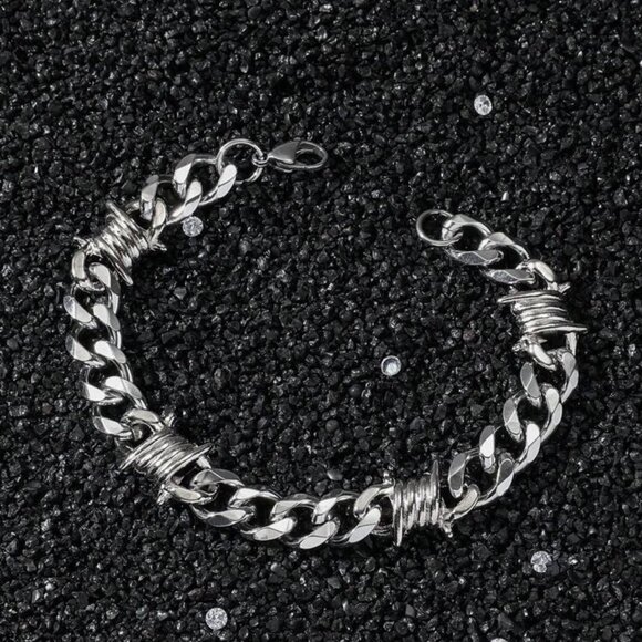 Men 11mm Wide Punk Stainless Steel Spike Interlocking Chain Bracelet - Picture 3 of 4